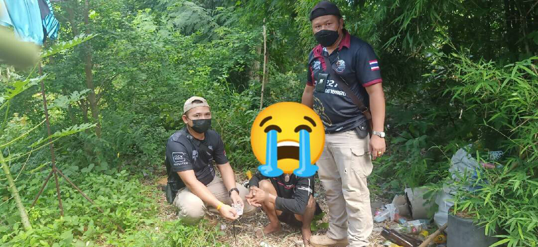 หนุ่มก่อสร้างตกงานหันค้ายาบ้าขายวัยรุ่นในหมู่บ้าน