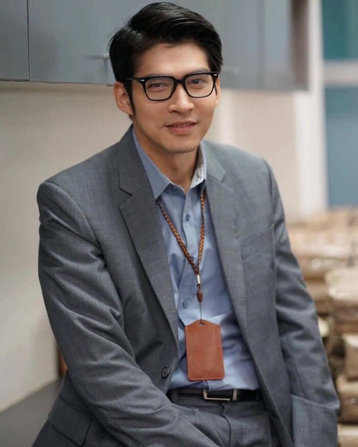 “วุตม์ สุรินทร” ไม่รอดแจ้งข่าวติดโควิด-19 แม้ป้องกันดีแล้ว