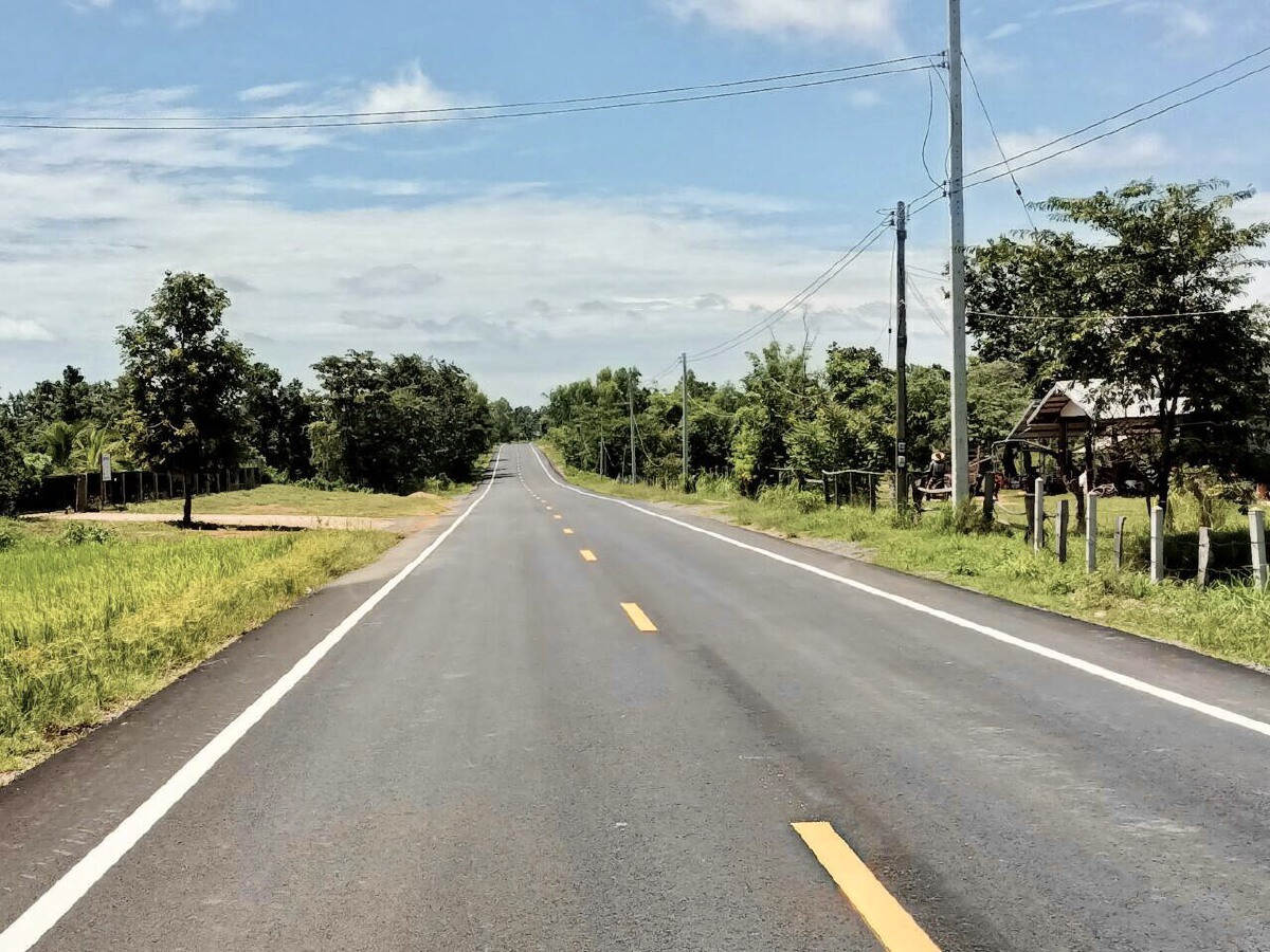 ทางหลวงชนบทปรับปรุงถนน 3025 อุบลฯ แล้วเสร็จ