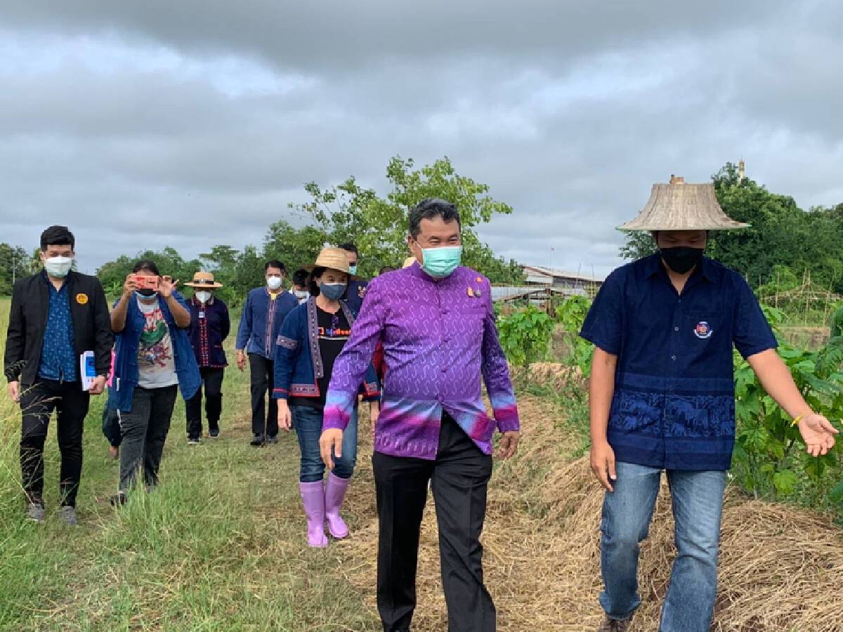 โคกหนองนา พช. อำเภอคลองหลวง ต้นแบบการพัฒนาคุณภาพชีวิต