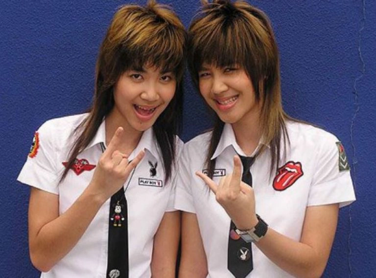 เปิดประวัติลูกสาวฝาแฝดนายกฯ 