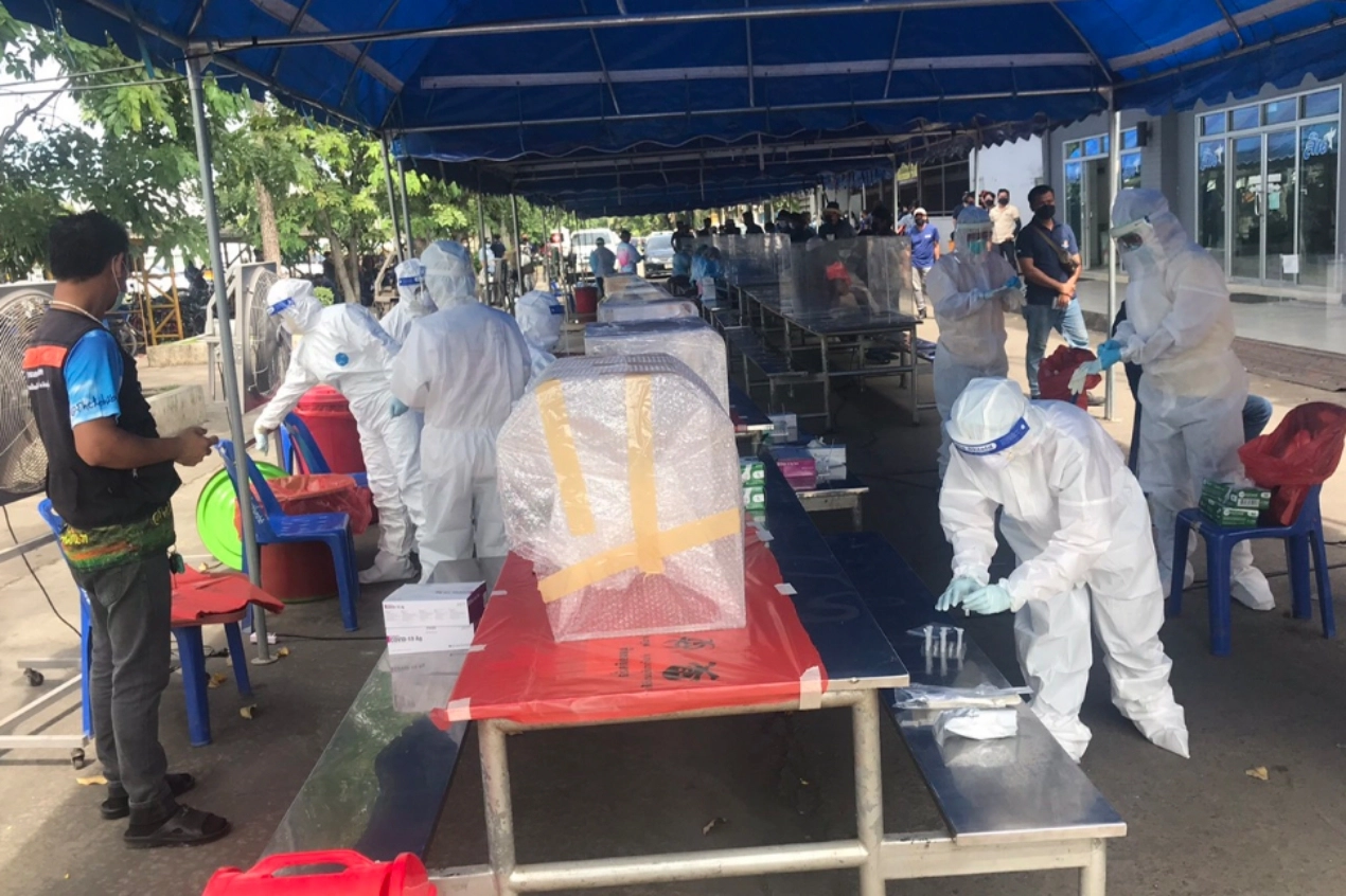 โล่ง ผลตรวจพนง.โรงงานน้ำตาลศรีเทพ1.2พันคน เป็นลบทั้งหมด