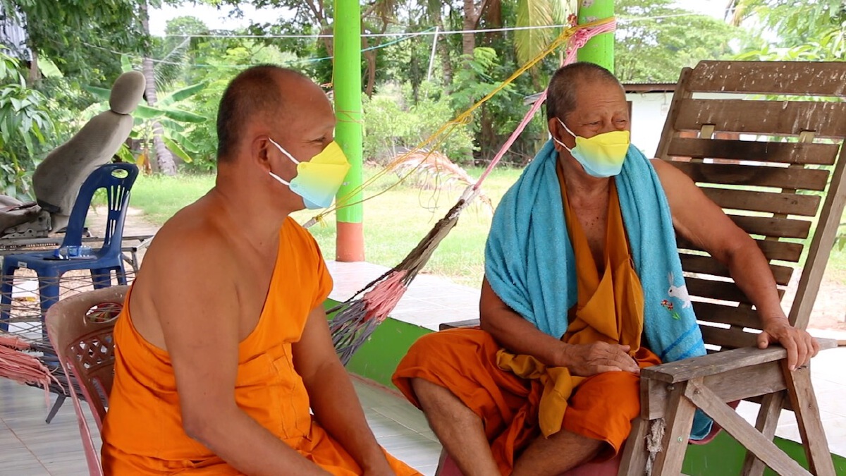 โซเชียลแชร์คลิปพระสงฆ์ทำออรัลเซ็กส์เด็กหนุ่มในหมู่บ้าน