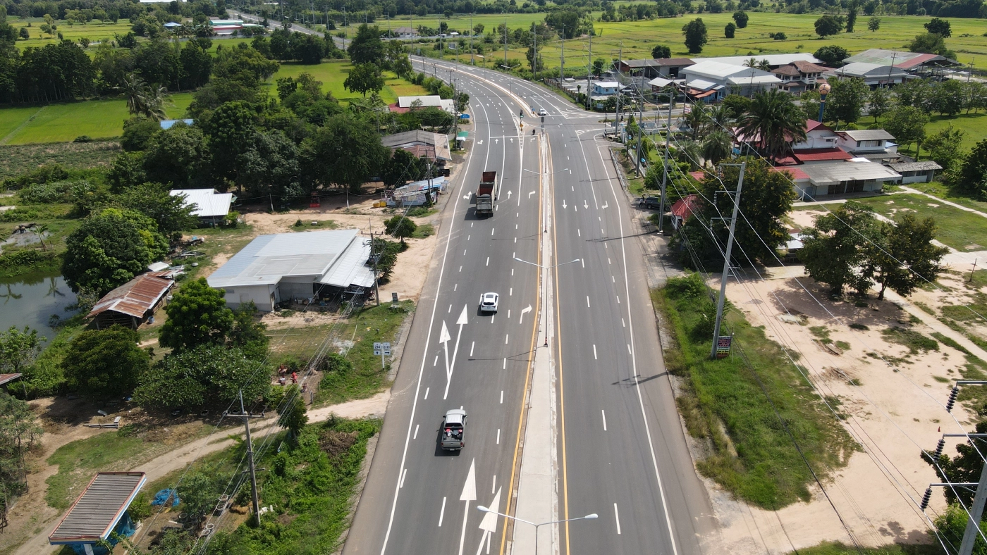 ทางหลวงขยายถนน 214 อ.ท่าตูม - อ.จอมพระ สุรินทร์ แล้วเสร็จ