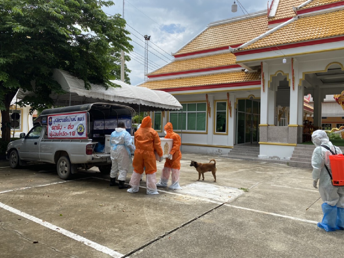 หลวงพ่อถึงกับร้องให้ เย็นเผาศพปู่บ่ายรดน้ำศพย่า เสียชีวิตเพราะติดโควิด
