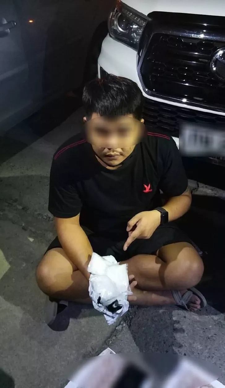 เปิดภาพ มาวิน ผู้ต้องหาค้ายาที่โดนแก๊งผกก.โจ้ถุงคลุมหัว