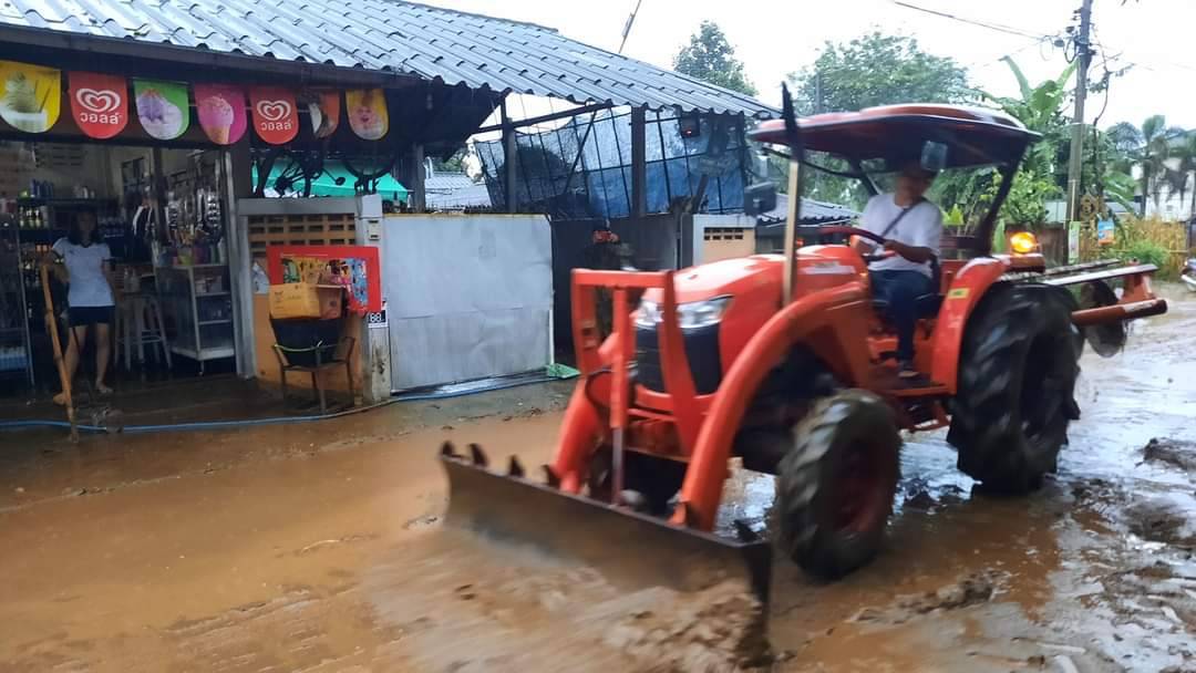 น้ำป่าเทือกเขาดอยนางนอน-ทะลักท่วมบ้านเรือนเช้ามืด