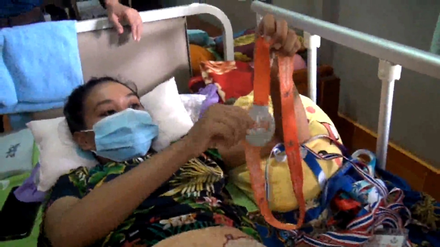 แม่วอนช่วยเหลือ! นักกีฬาเปตอง วัย 19 ปี ประสบอุบัติเหตุจนต้องนอนติดเตียง