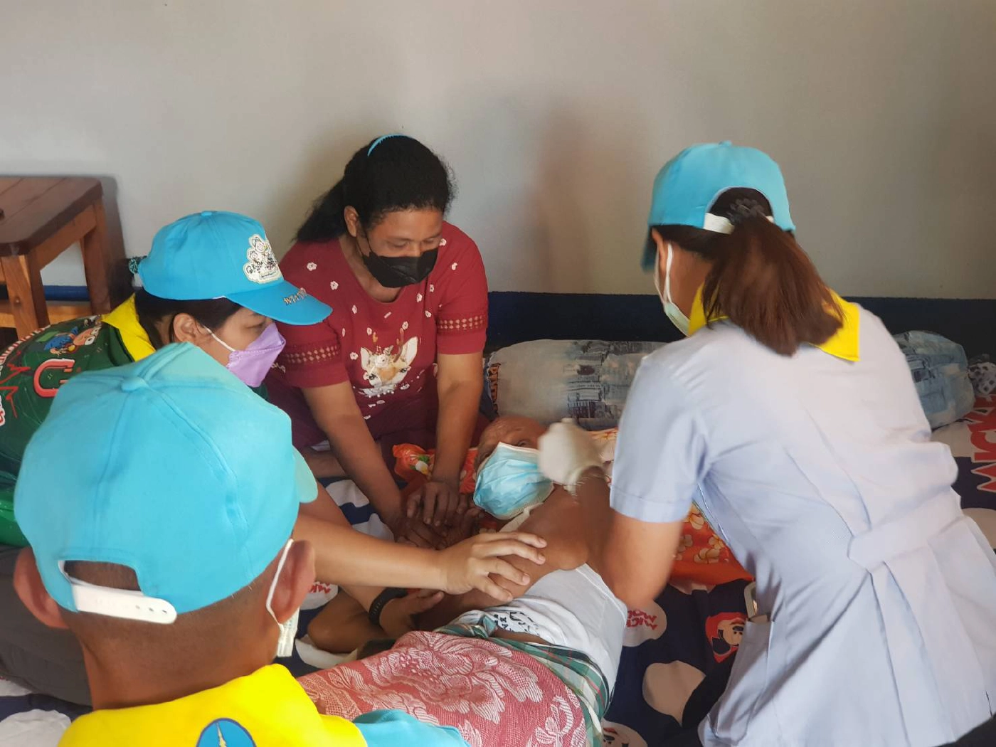 คลัสเตอร์หมาล่า-ชาบูโผล่เมืองคอน เร่งฉีดวัคซีนผู้ป่วยติดเตียง