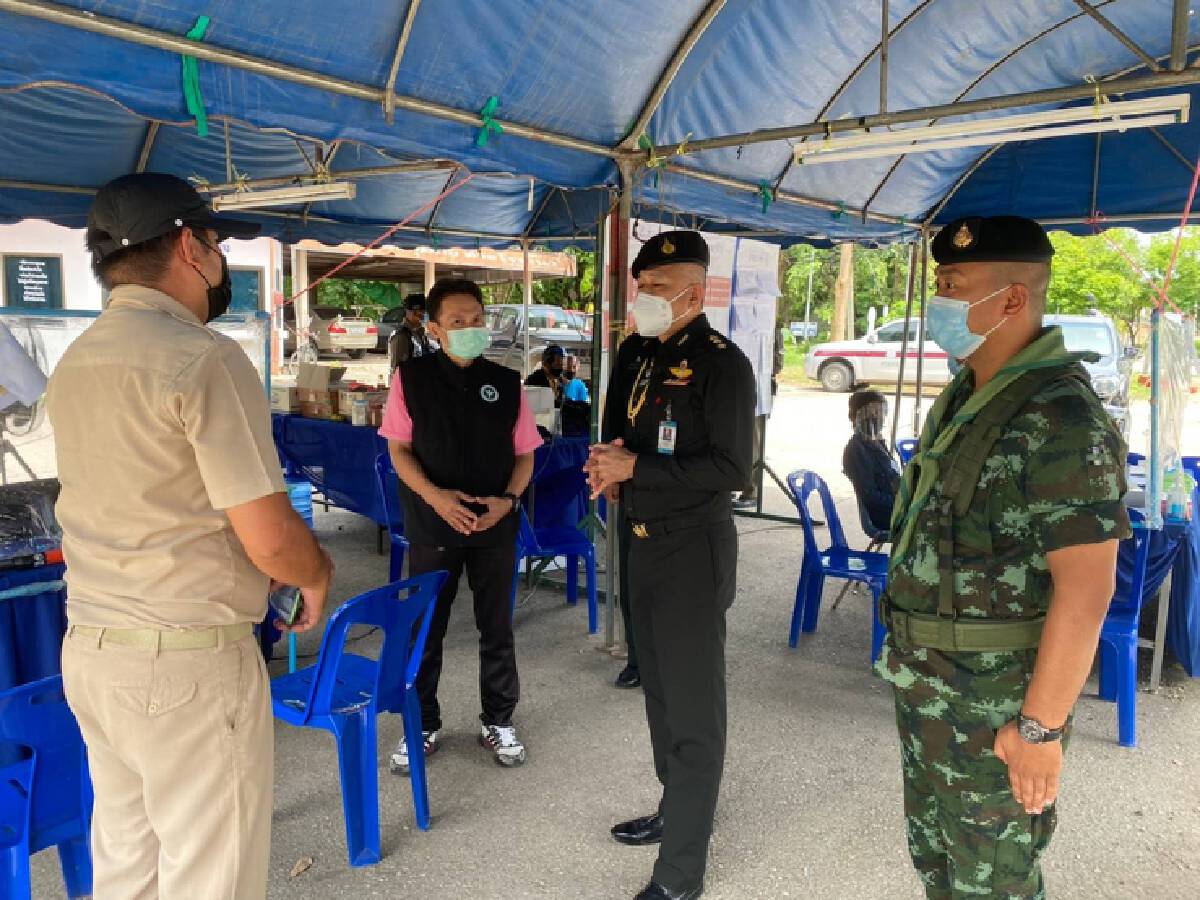 มทบ.32 ตรวจเยี่ยม-คุมเข้มจุดตรวจโควิด