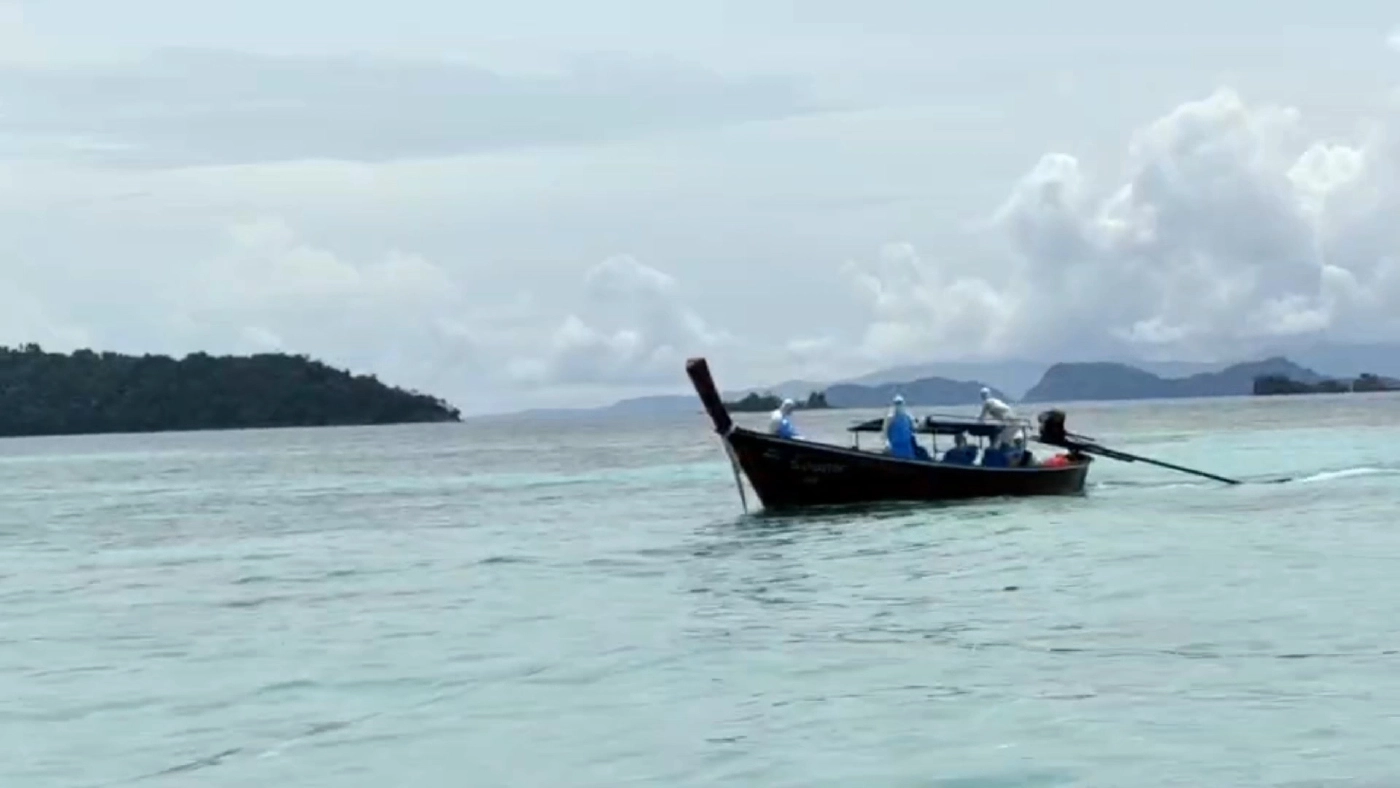 ผู้ว่าฯ สตูลตั้งคลังอาหารเกาะอาดัง เตรียมพร้อมเรือเร็วรับเหตุฉุกเฉิน