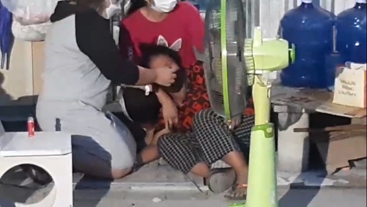 แม่เผลอละสายตา "น้องเอิร์ธ" พลาดหน้าคว่ำ จมบ่อปูน