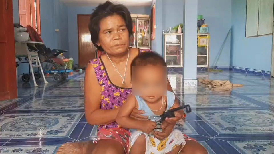 เศร้า! ญาตินำศพน้องน้ำค้าง บำเพ็ญกุศลที่ปักธงชัย