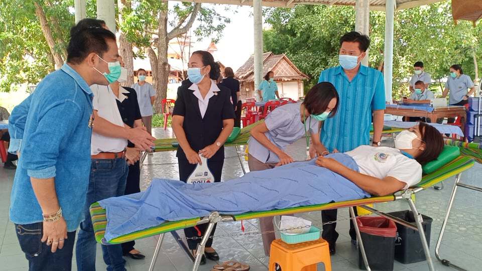 ชาวมหาสารคามบริจาคเลือดช่วงวิกฤตโควิดถวายเป็นพระราชกุศลวันแม่