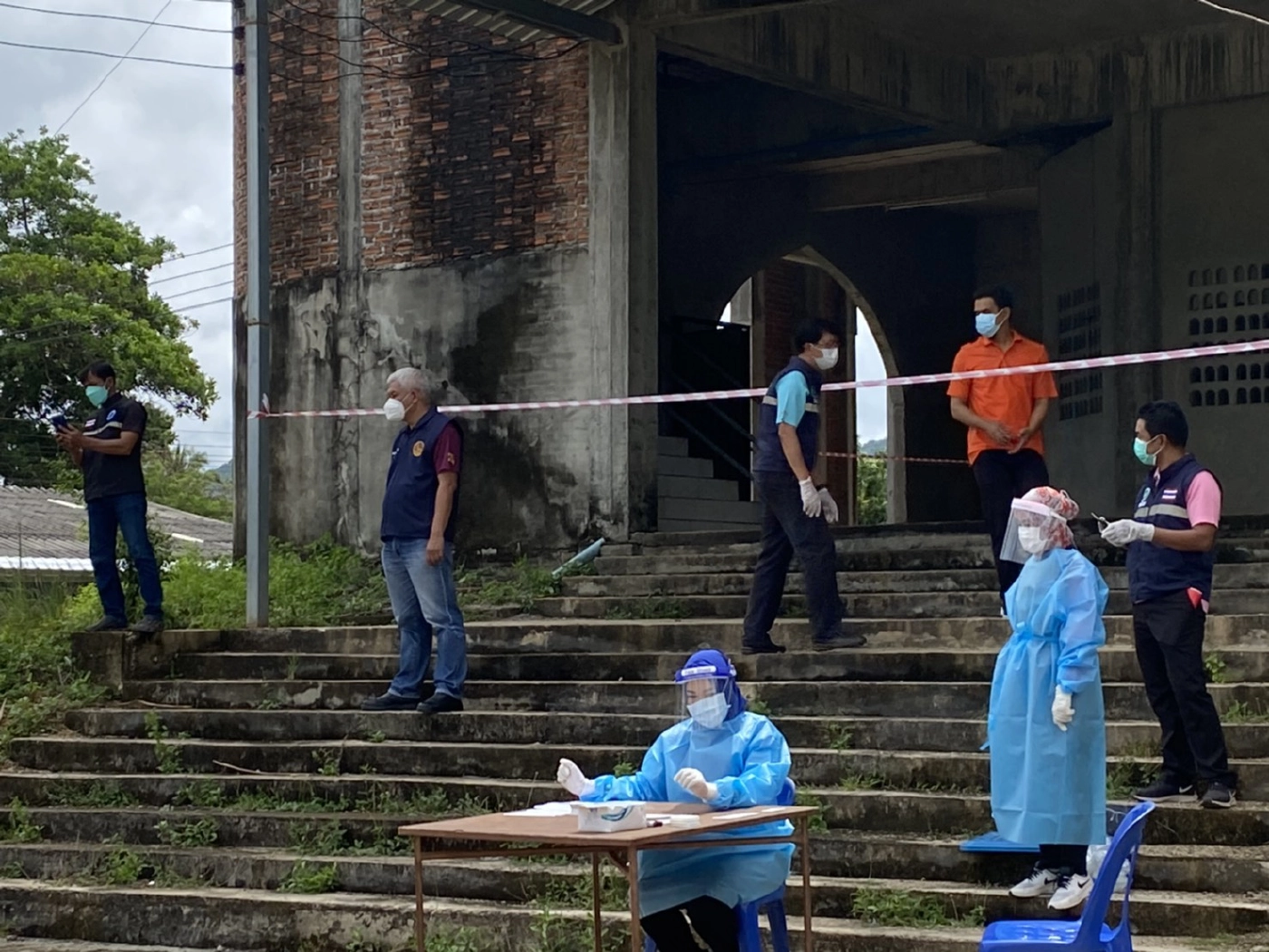 สั่งปิดหมู่บ้านใน อ.ควนโดน สุ่มตรวจเจอติดเชื้อ 7 ราย