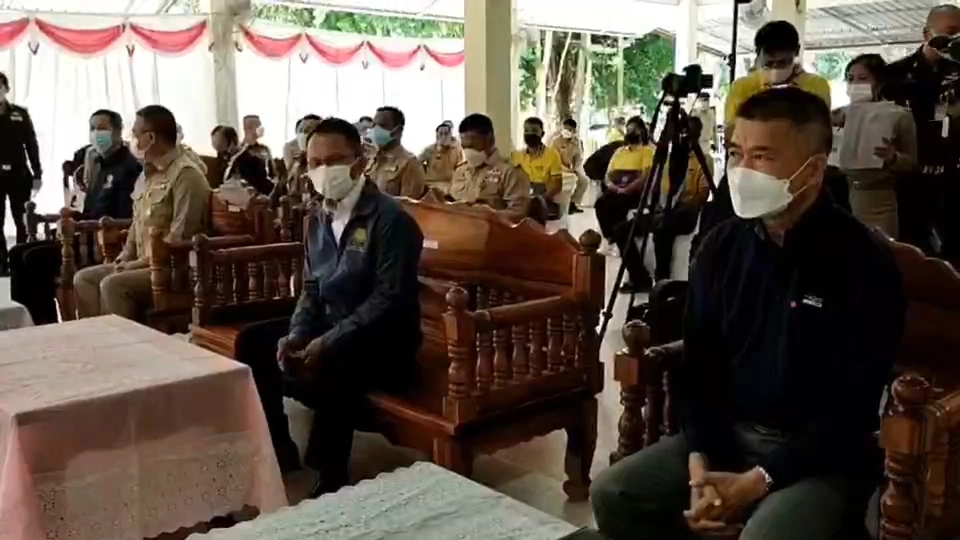 "สมศักดิ์" ลงพื้นที่สุราษฎร์ฯ เตรียมปลดล็อคพืชกระท่อม ดีเดย์ 24 สิงหา