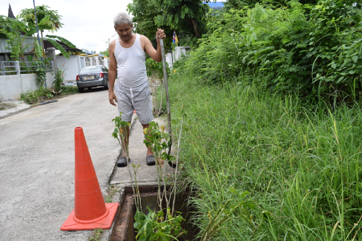 โจรยามวิกาลตระเวนขโมยตะแกรงเหล็กฝาท่อระบายน้ำ