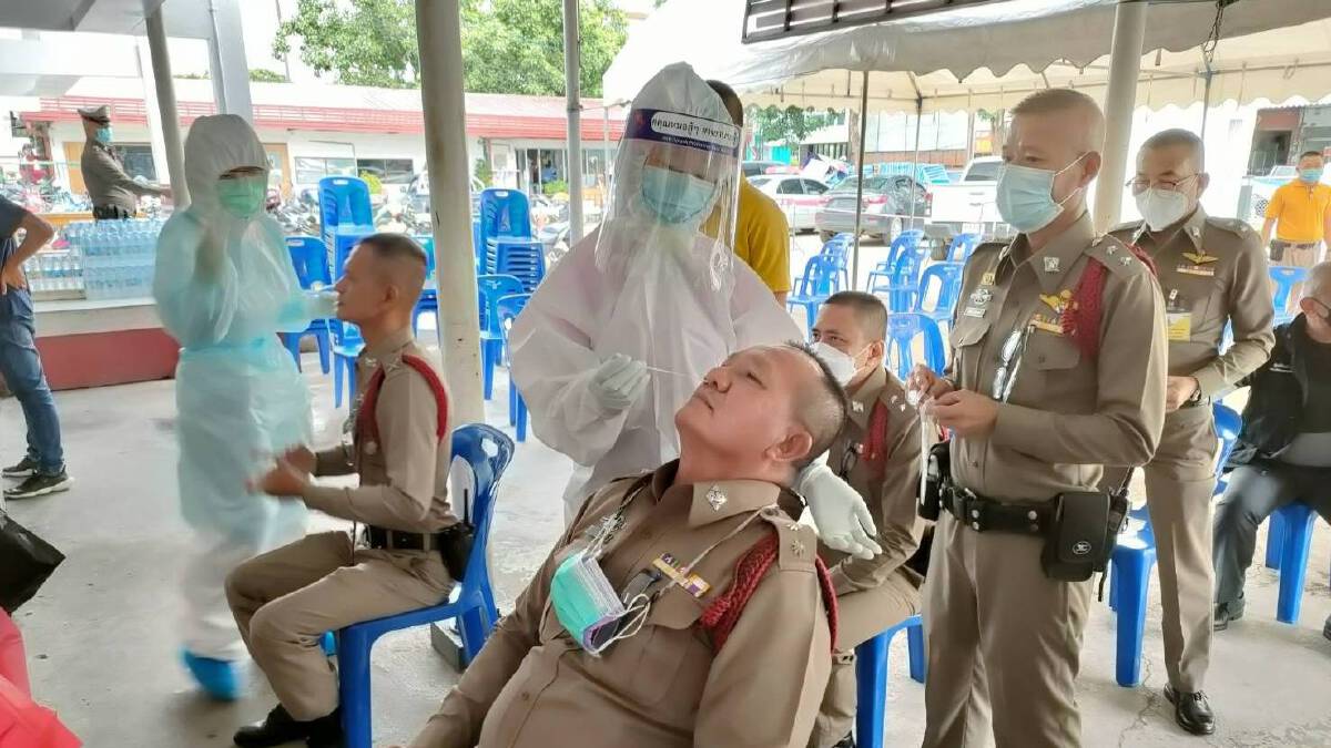 ตร.เมืองโคราช ผวา รอง สวป.ฉีด “ซิโนแวค” 2 เข็ม ติดโควิด ผกก.สั่งปรับรูปแบบงาน