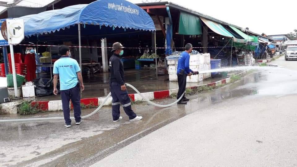 เลยเร่งควบคุมคลัสเตอร์ชาวลาวที่ตลาดสดเชียงคาน