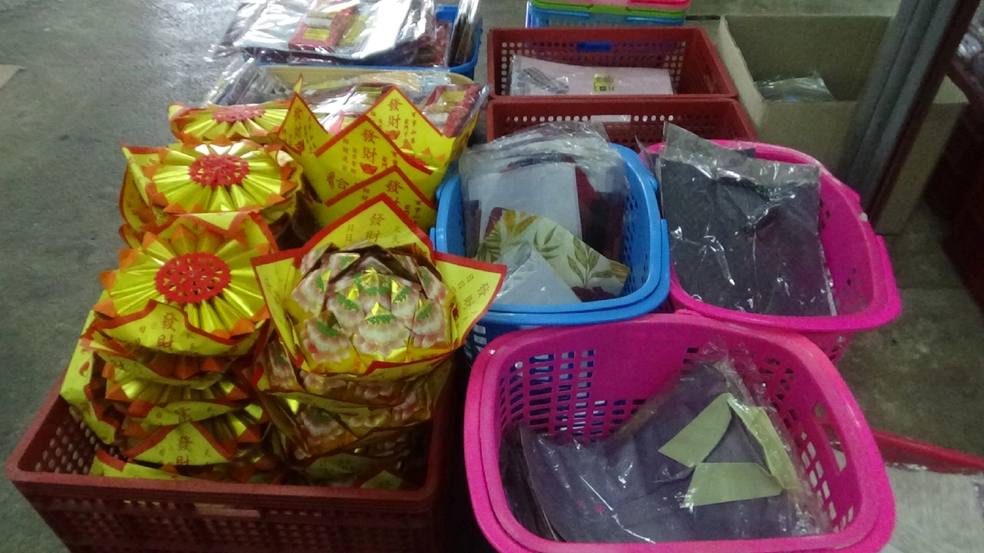 วันสารทจีนจ.ตรัง ตลาดเงียบเหงา ปชช.ขาดกำลังซื้อ