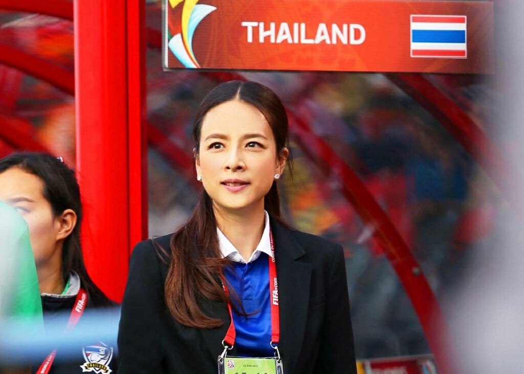 สุดปัง "มาดามแป้ง" ขึ้นแท่นเป็นผจก.ทีมชาติไทยชุดใหญ่