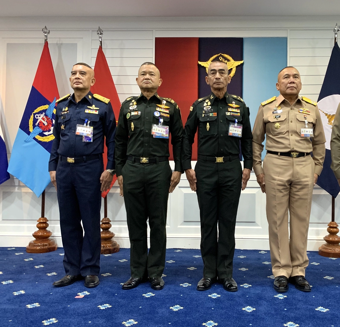 ผู้นำเหล่าทัพ