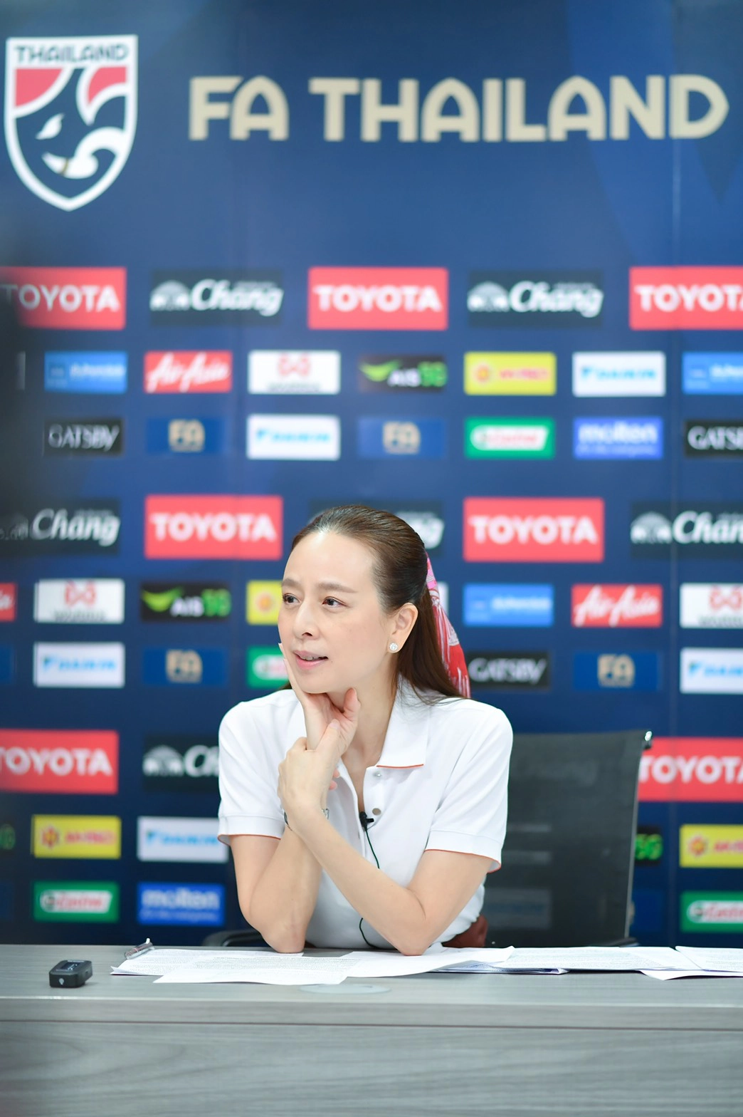 "มาดามแป้ง" นวลพรรณ ล่ำซำ