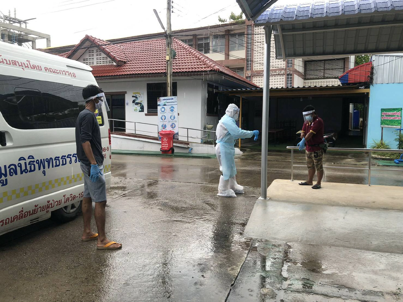 ตัดวงจรเชื้อสามีแม่บ้าน ร.ร ปัญญานุกูล หวั่นลุกลามเป็นคลัสเตอร์