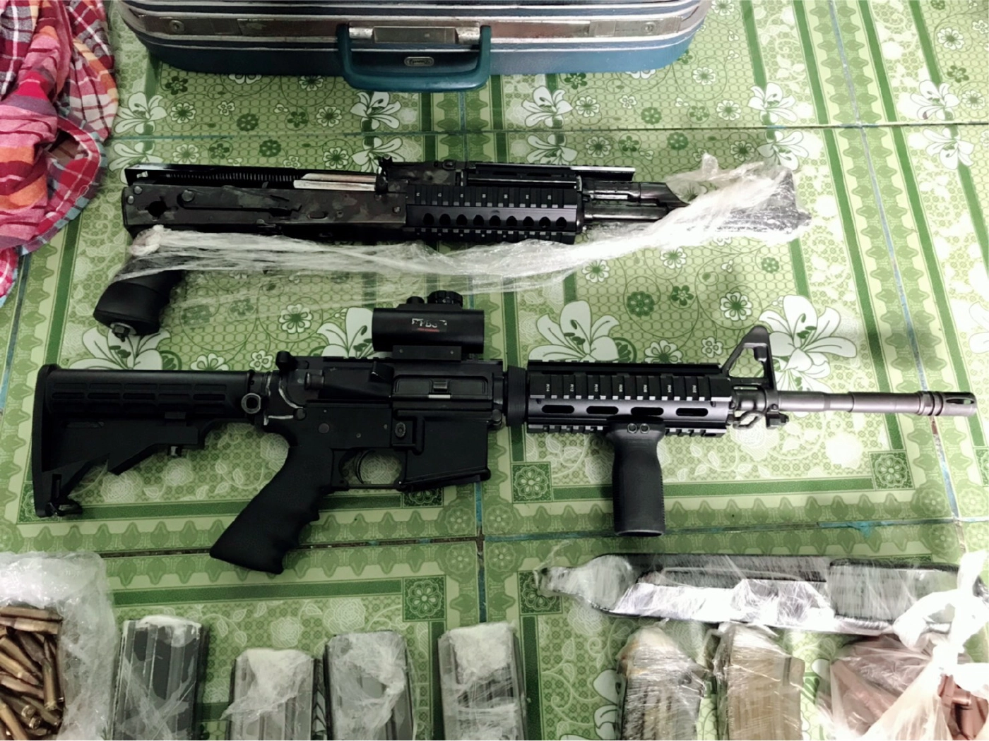 รวบ "ตั้ม ตรอกปลา" ค้ากัญชาซุกอาวุธปืนสงครามไว้ข่มขู่ลูกค้ายานรก