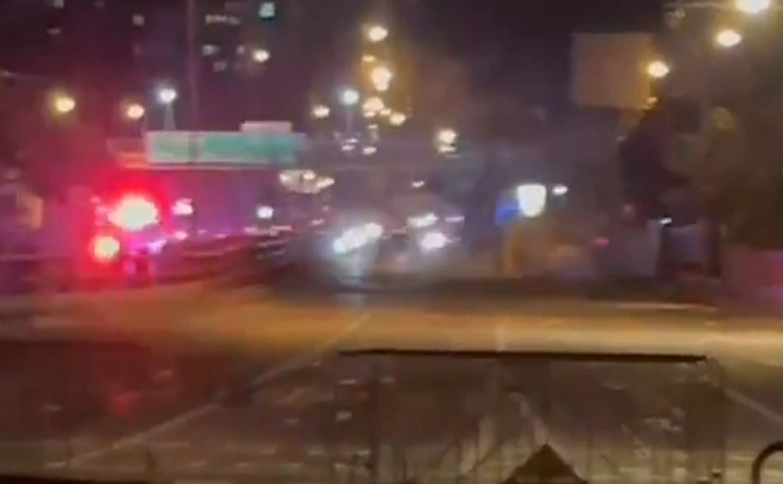 บช.น. แถลงยึดไปป์บอมบ์ 200 ลูกจากม็อบ 20 ส.ค. พร้อมขอเวลาตรวจคลิปเดือด