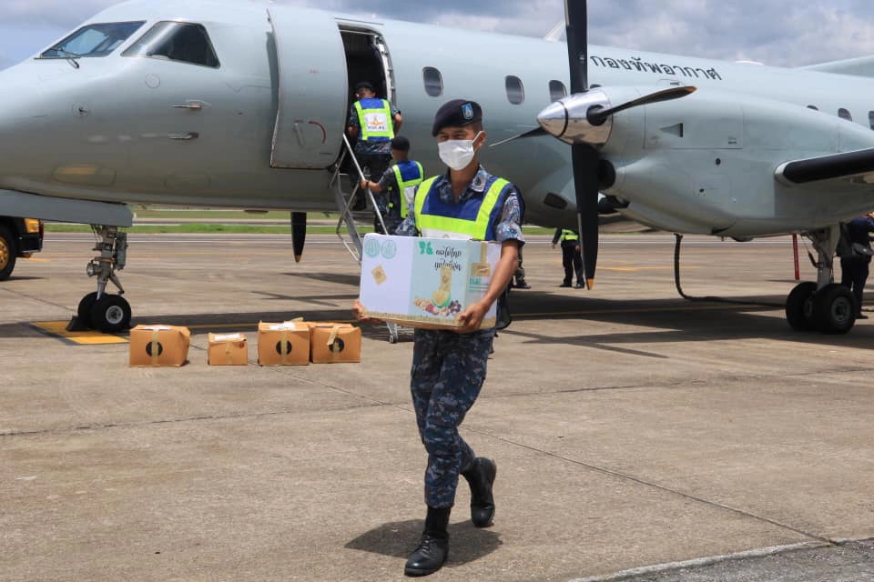 อุ้มเกษตรกรส่งลำไยขึ้นเครื่องแลกมังคุด