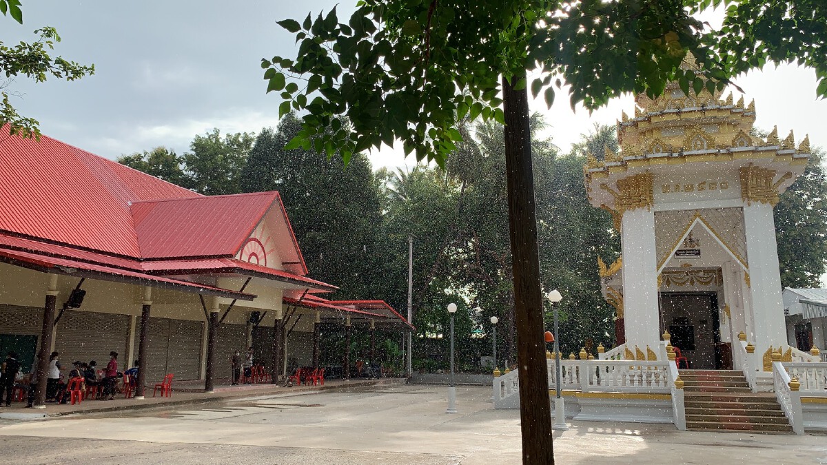 ฝนตกเผาศพที่ 23 โควิด พ่อบ้านโรงแรมใหญ่ ขอมาตายบ้าน