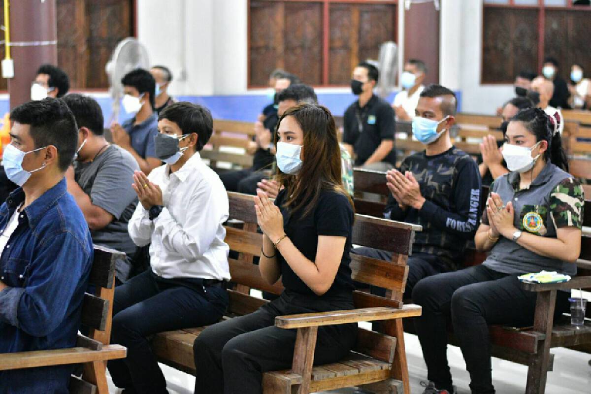 สมเกียรติ พิธีรดน้ำจนท.พิทักษ์ป่า เสียชีวิตขณะลาดตระเวน