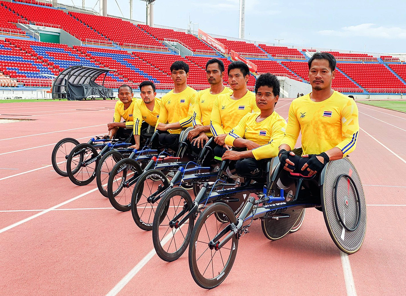 ทีมวีลแชร์เรซซิ่งทีมชาติไทย
