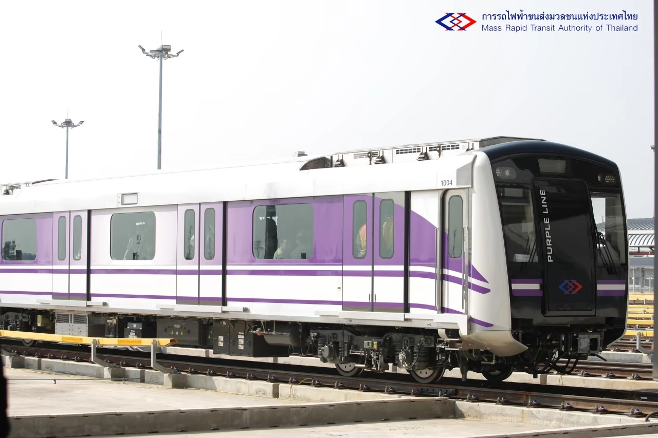 รฟม.คาดรถไฟฟ้าสายสีเหลือง-ชมพู พร้อมเปิดบริการปี 65