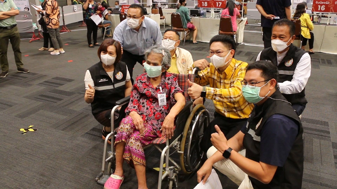 ผู้ว่าฯขอนแก่นเผยหากครูรับวัคซีนครบทุกสังกัดเตรียมมีคำสั่งเปิดเรียน