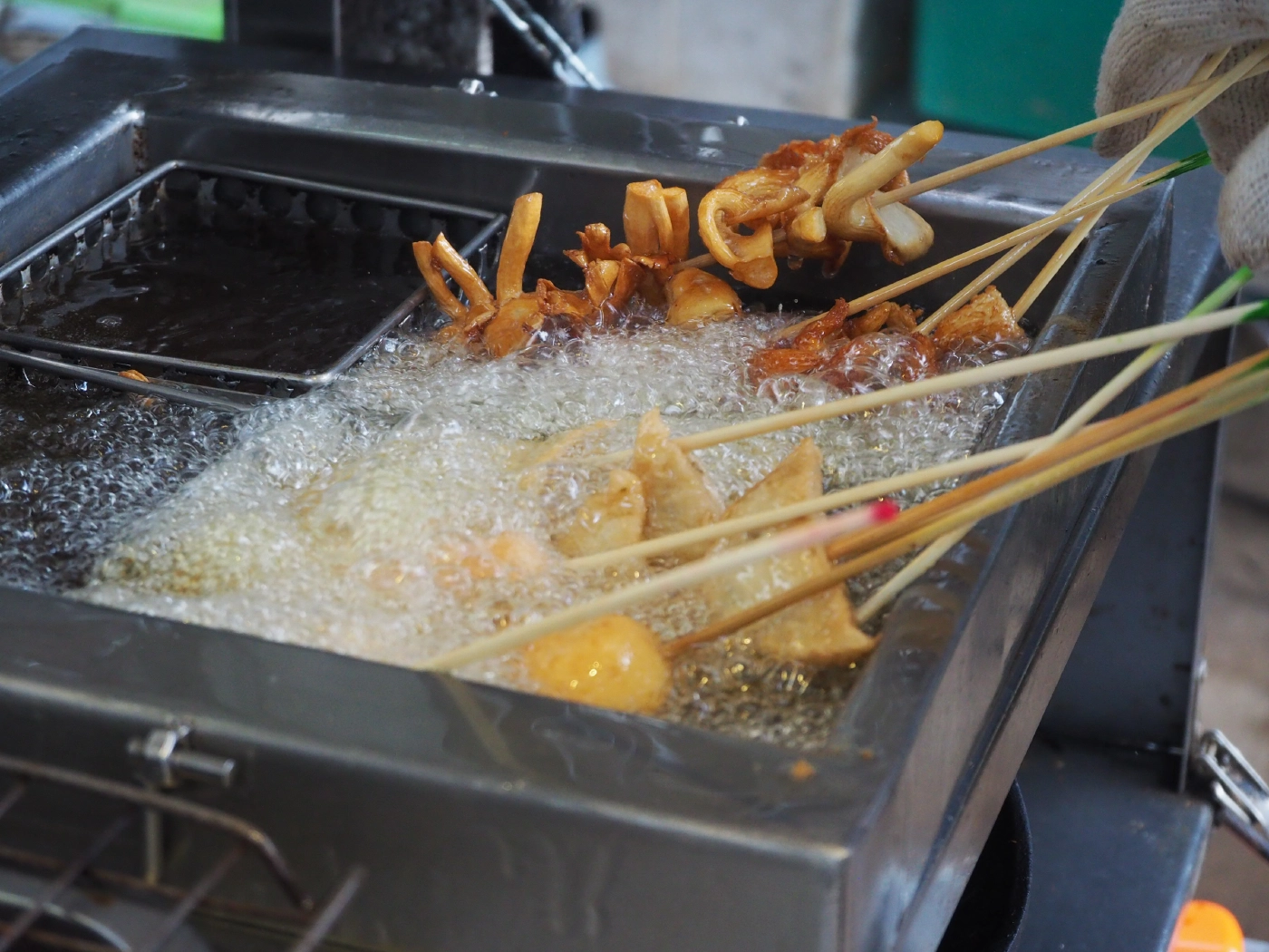 รสชาติเด็ดจริง!! ชาบูหม่าล่าเสียบไม้สไตล์มาเลเซียเจ้าเดียวในเชียงใหม่