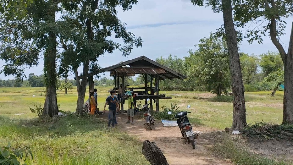 ชาวนาหนุ่มระทมถูกโจรลักเครื่องสูบน้ำเข้านาซ้ำเติมฝนทิ้งช่วง