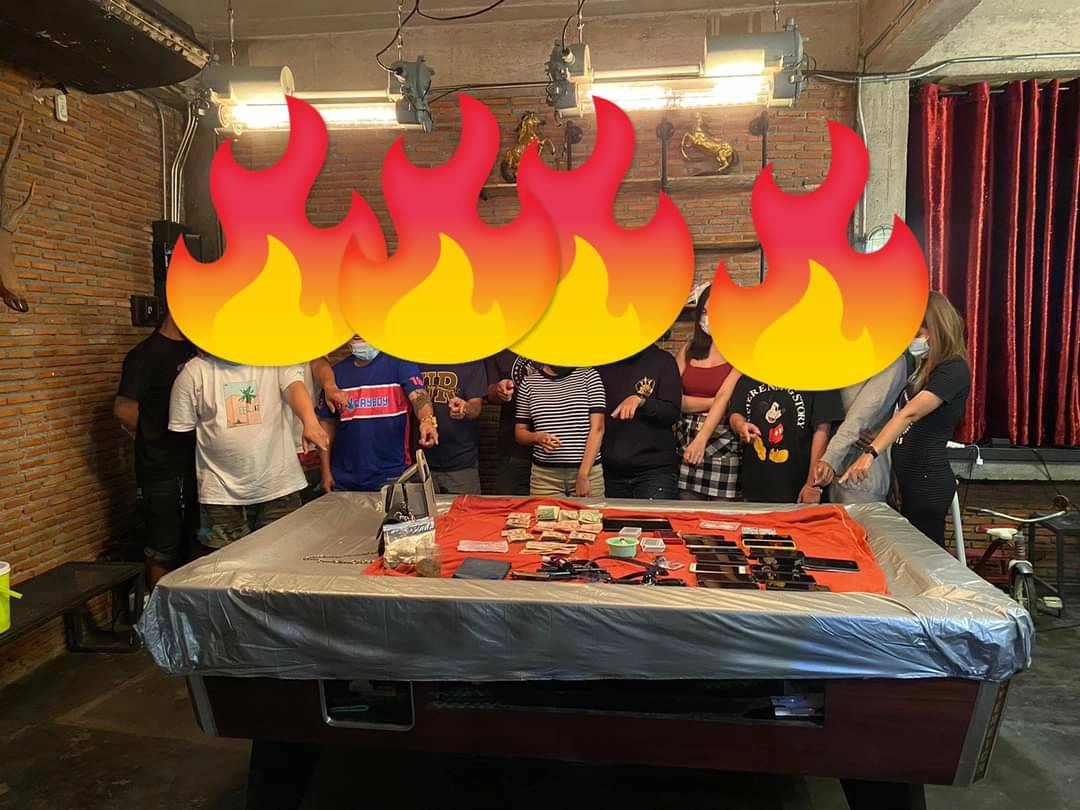 บุกรวบ 12ผู้ต้องหา "ปาร์ตี้ยา-เล่นพนัน"ไม่สนโควิด