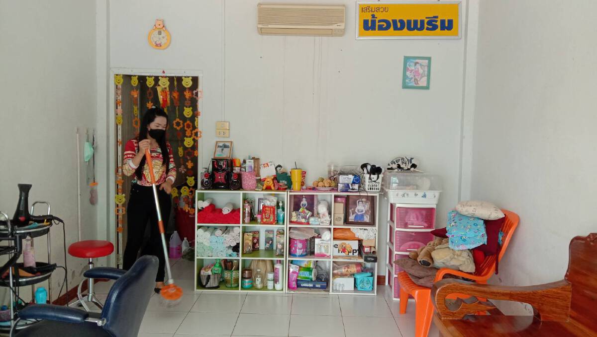 ร้านเสริมสวยโคราช เฮ เตรียมเครื่องไม้เครื่องมือให้พร้อมหลังผ่อนปรน
