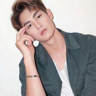 เปิดประวัติผลงาน ทอยทอย นักแสดงซีรีส์วาย มือมีดจ้วงแฟนดับ