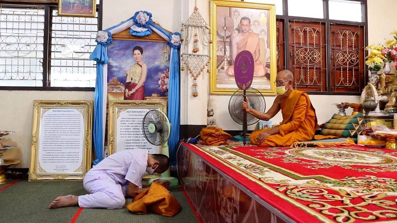สึกแล้ว พระคลิปหลุดออรัลเซ็กส์ในกุฏิ