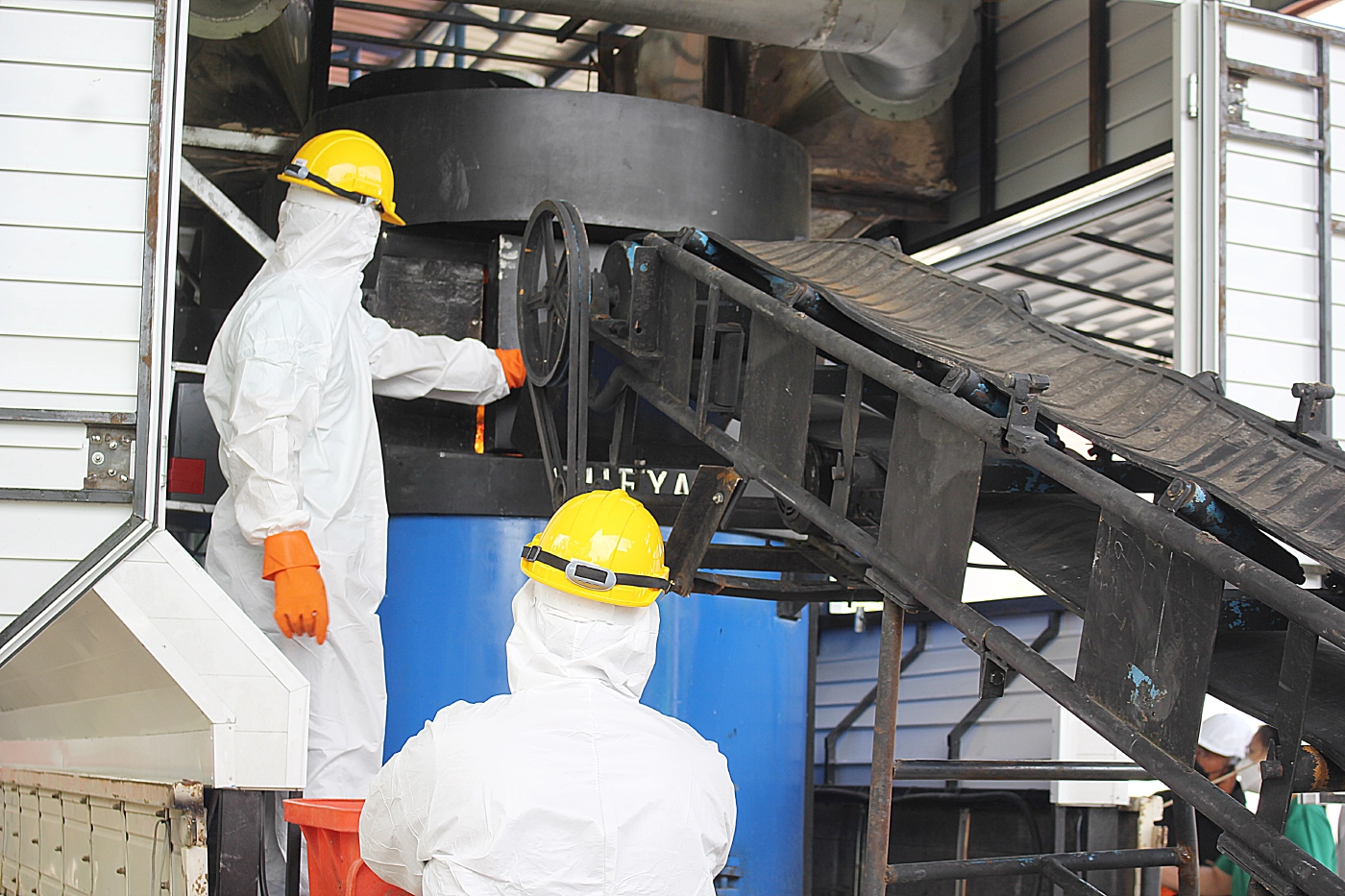 องค์กรท้องถิ่นเมืองคอนหารือเตรียมสร้างเตาเผาขยะติดเชื้อไร้มลพิษ