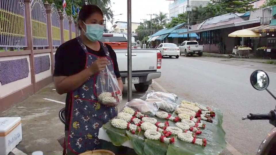 พิษโควิดธุรกิจพวงมาลัยดอกมะลิเงียบเหงา