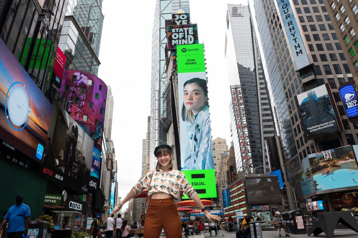 “ส้ม มารี” ปังไม่ไหวได้ขึ้นบนบิลบอร์ดย่านไทม์สแควร์ ใจกลางนิวยอร์ค