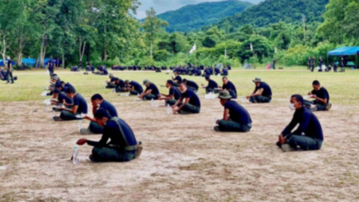 อึ้ง!ตร.นายสิบจบใหม่ ติดโควิด 335 นาย ในค่ายฝึกที่ประจวบฯ