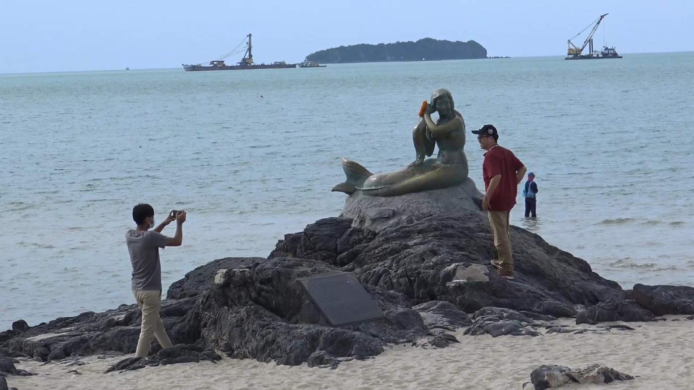 สงขลาขยายเวลาห้ามเข้าพื้นที่เสี่ยง "หาดสมิหลา-ชลาทัศน์" รวม 8 จุด