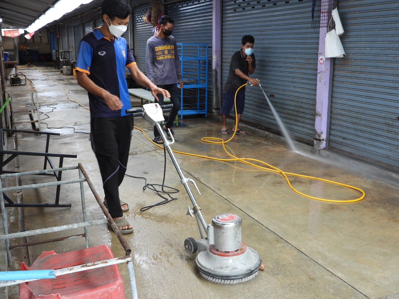 ปิด 3 ตลาดสดใจกลางเมืองระนองทันทีกันเชื้อลุกลาม