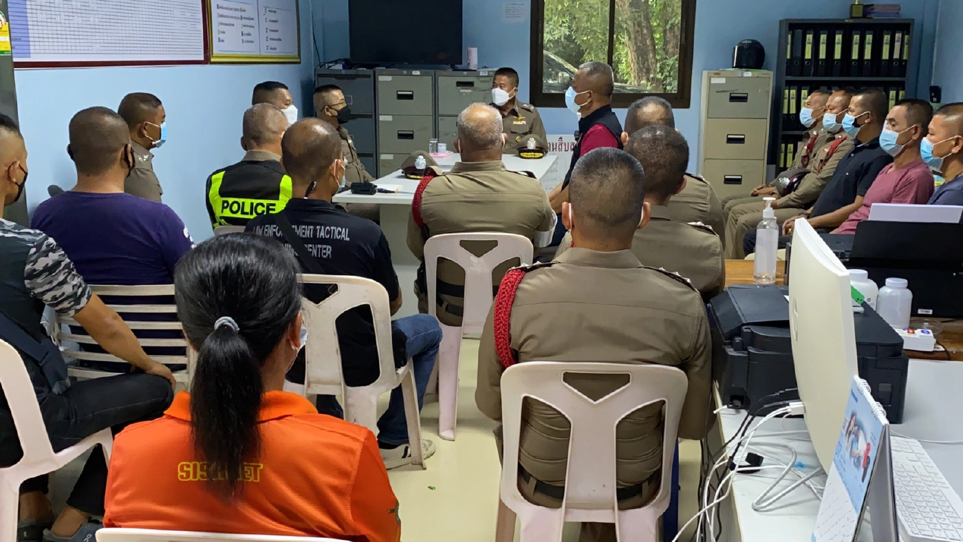 สาวบุรีรัมย์ เดินทางมาชี้ตัวหนุ่มเบญจลักษ์ ยืนยันถูกข่มขืน