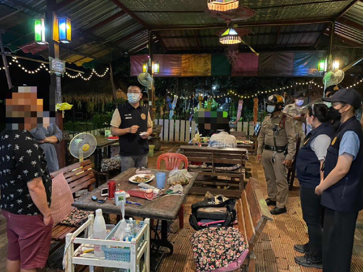 จับรายวันฝืนคำสั่งปล่อยนั่งดื่มในร้าน
